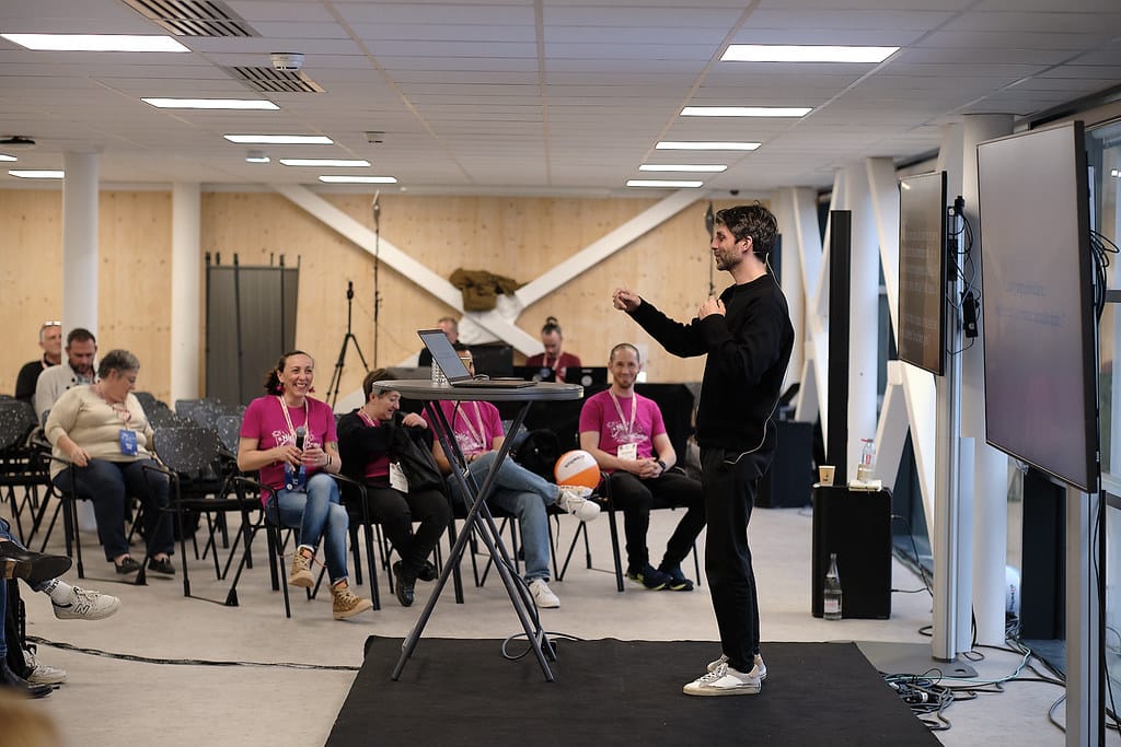 hadrien en conférence